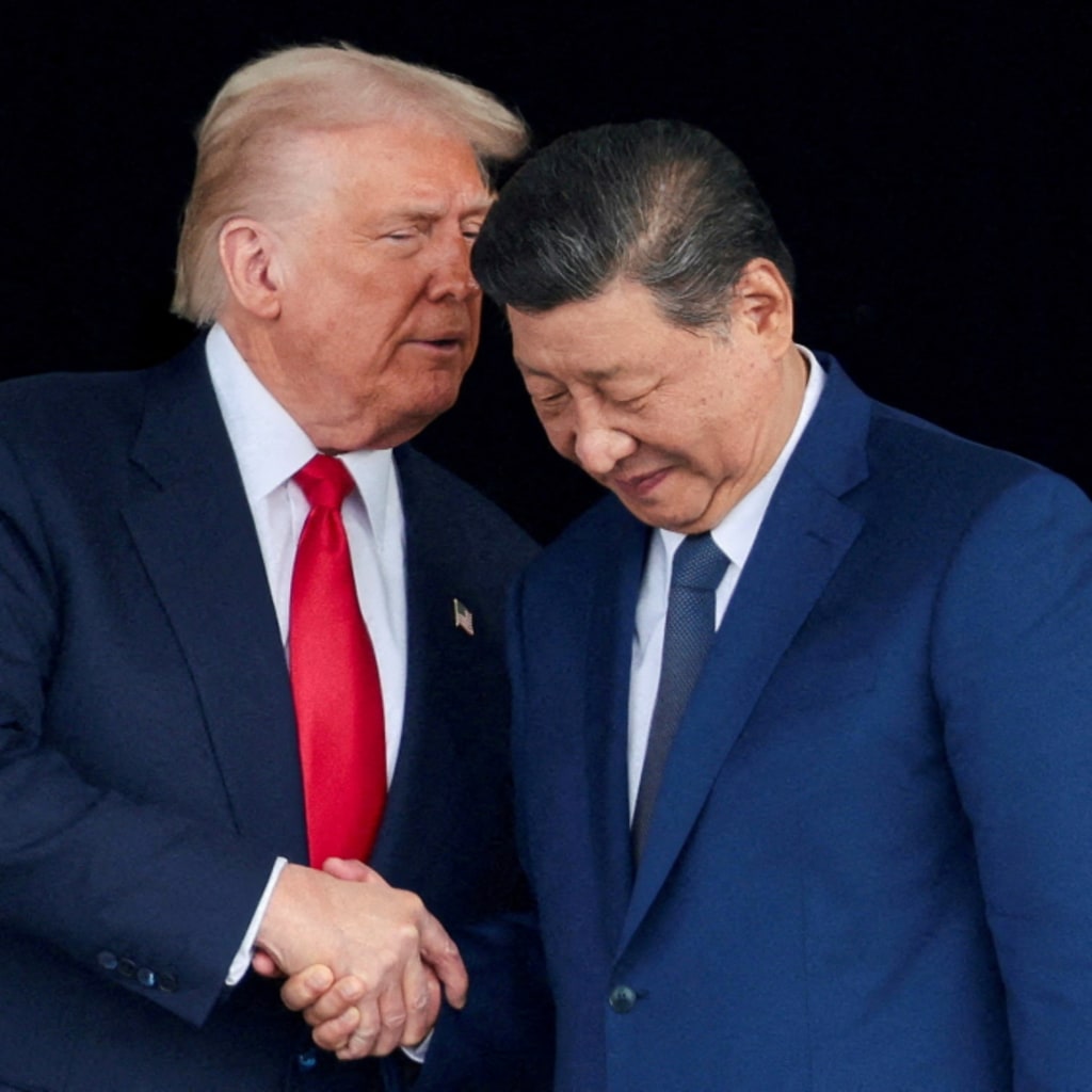 <p>U.S. President Donald Trump and Chinese President Xi Jinping talk on the sidelines of the Asia-Pacific Economic Cooperation summit, in Busan, South Korea, October 30, 2025.</p>
