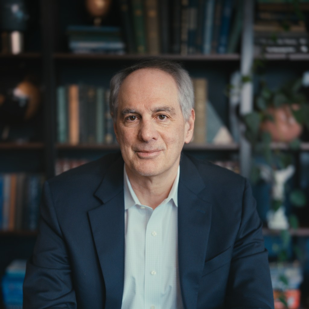 0070_Ray Takeyh Reshoot-005