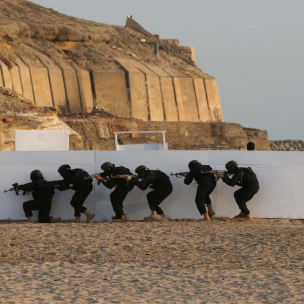 Pakistani Navy's special operation force conducts a counterterrorism demonstration in Karachi, February 11, 2017.