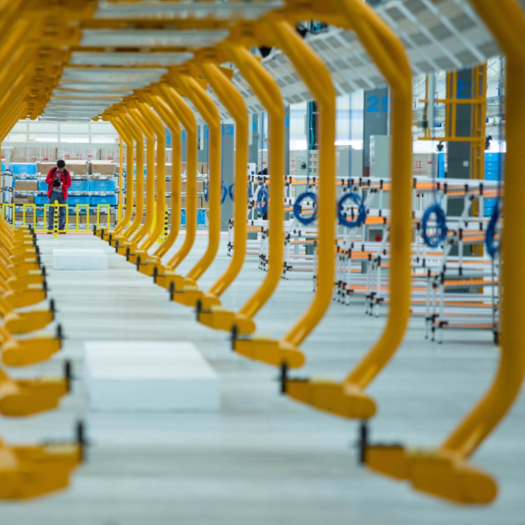 <p>A view of the assembly floor inside Chery’s first automobile assembly plant in Brazil, in Jacarei, August 28, 2014. Chery executives inaugurated the plant with the presence of Sao Paulo state governor Geraldo Alckmin and Brazil’s Vice-President Michel Temer.</p>
