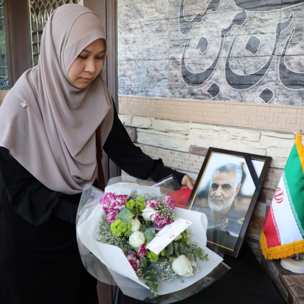 Iran mourners