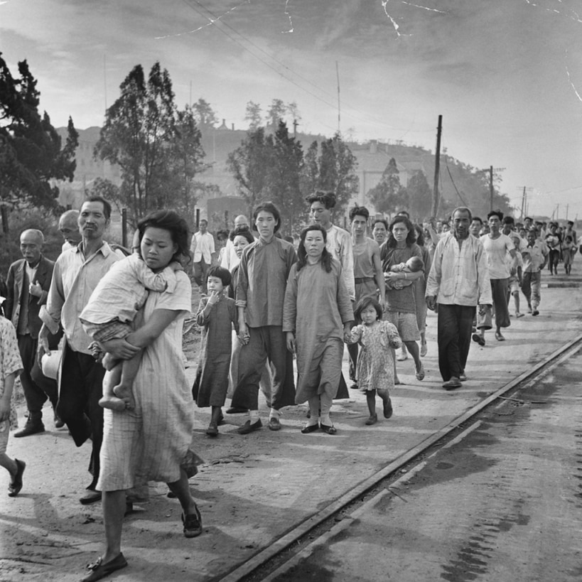 Refugees, mainly Chinese, flee Incheon, a port city near Seoul, South Korea, after it is bombarded and invaded by U.S. forces, September 1950. Hulton-Deutsch Collection/CORBIS/Corbis/Getty Images