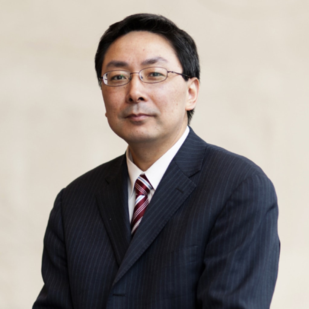 Portrait of Yanzhong Huang