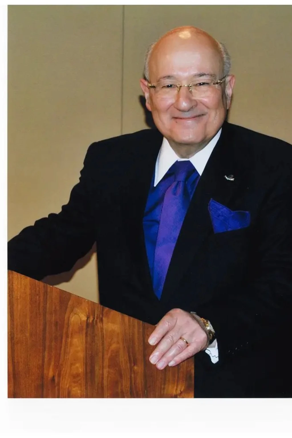 Lipman photo for website.jpg