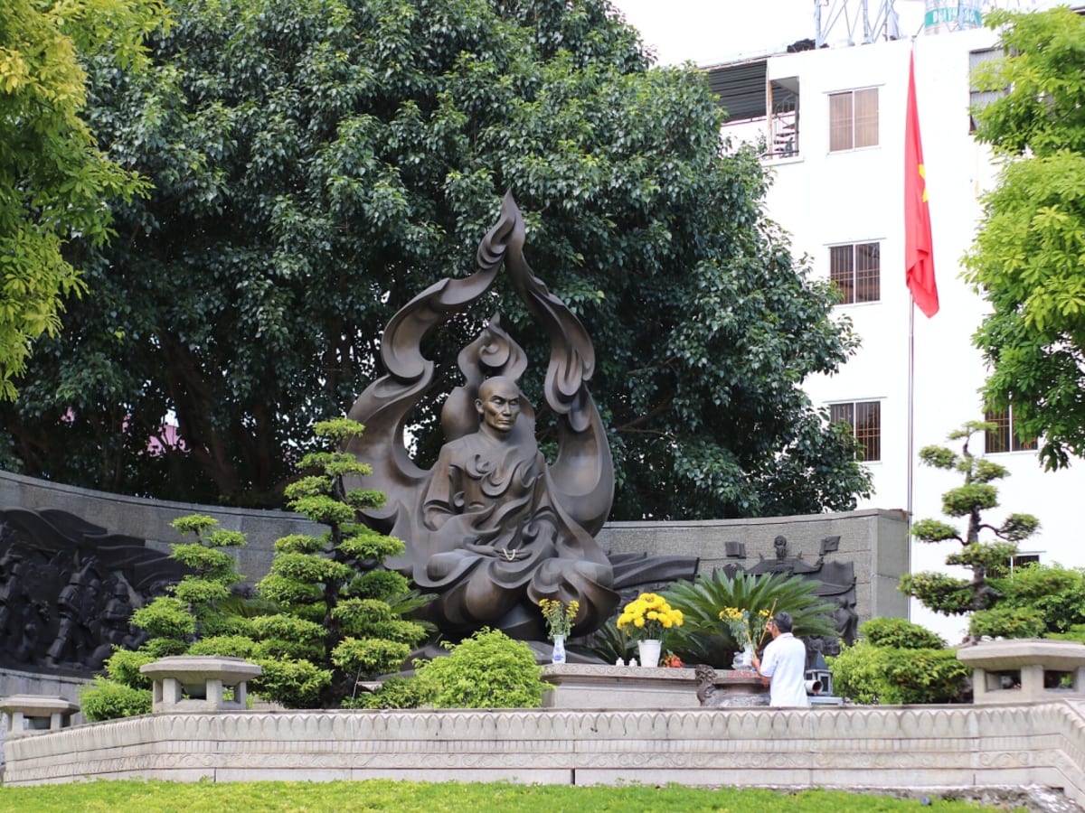 The Self-Immolation of Thich Quang Duc | Council on Foreign Relations