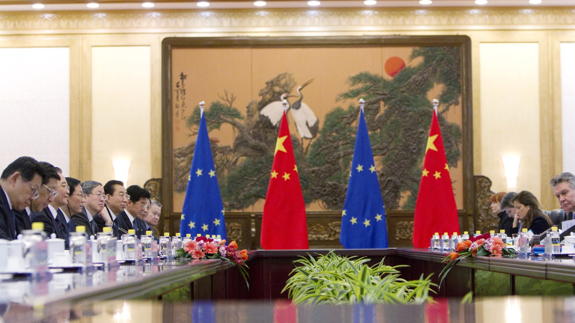 <p>China’s Premier Wen attends a meeting with European Council President Van Rompuy and European Commission President Barroso in the Great Hall of the People during the European-China summit in Beijing.</p>
