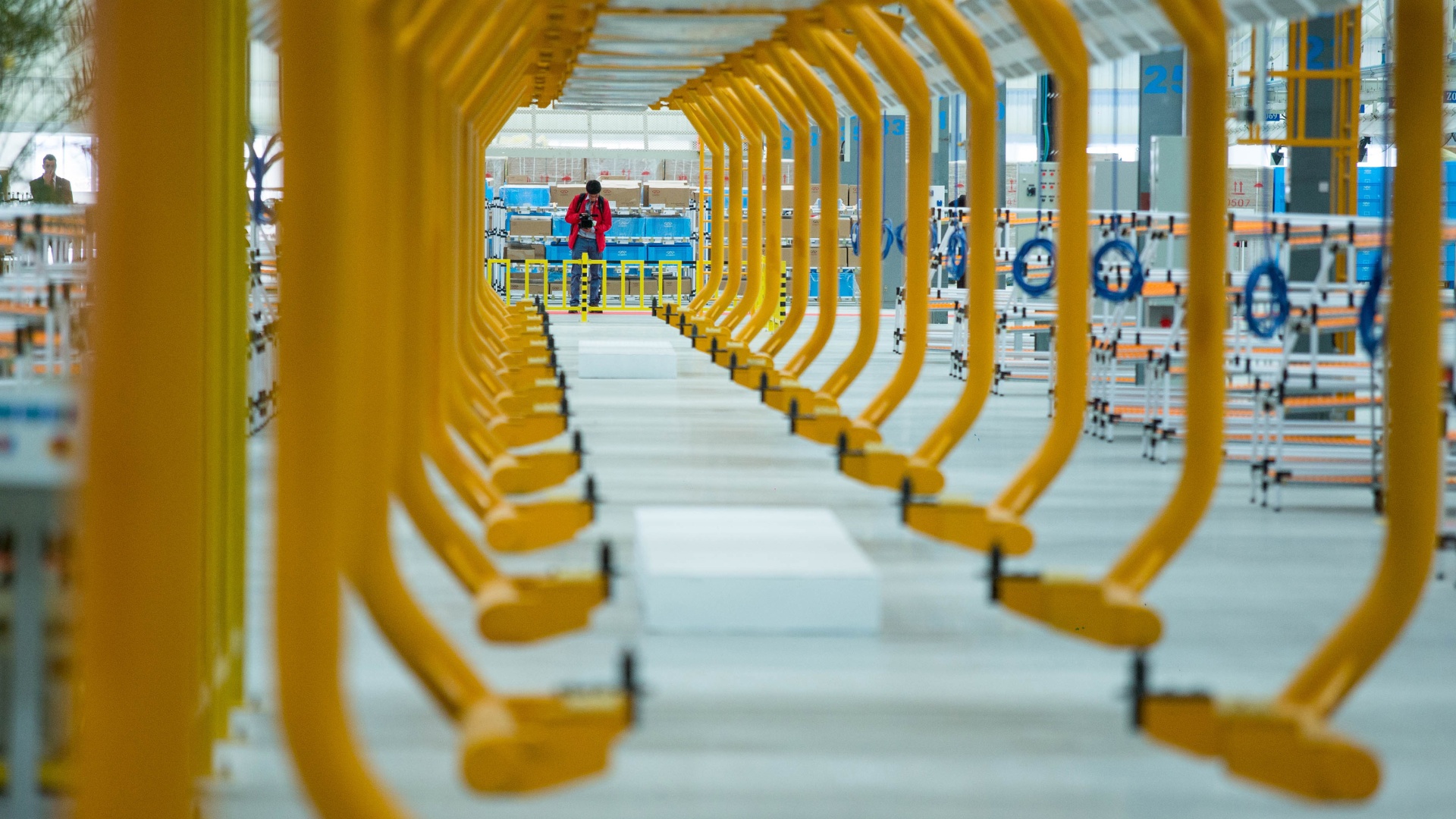 <p>A view of the assembly floor inside Chery’s first automobile assembly plant in Brazil, in Jacarei, August 28, 2014. Chery executives inaugurated the plant with the presence of Sao Paulo state governor Geraldo Alckmin and Brazil’s Vice-President Michel Temer.</p>

