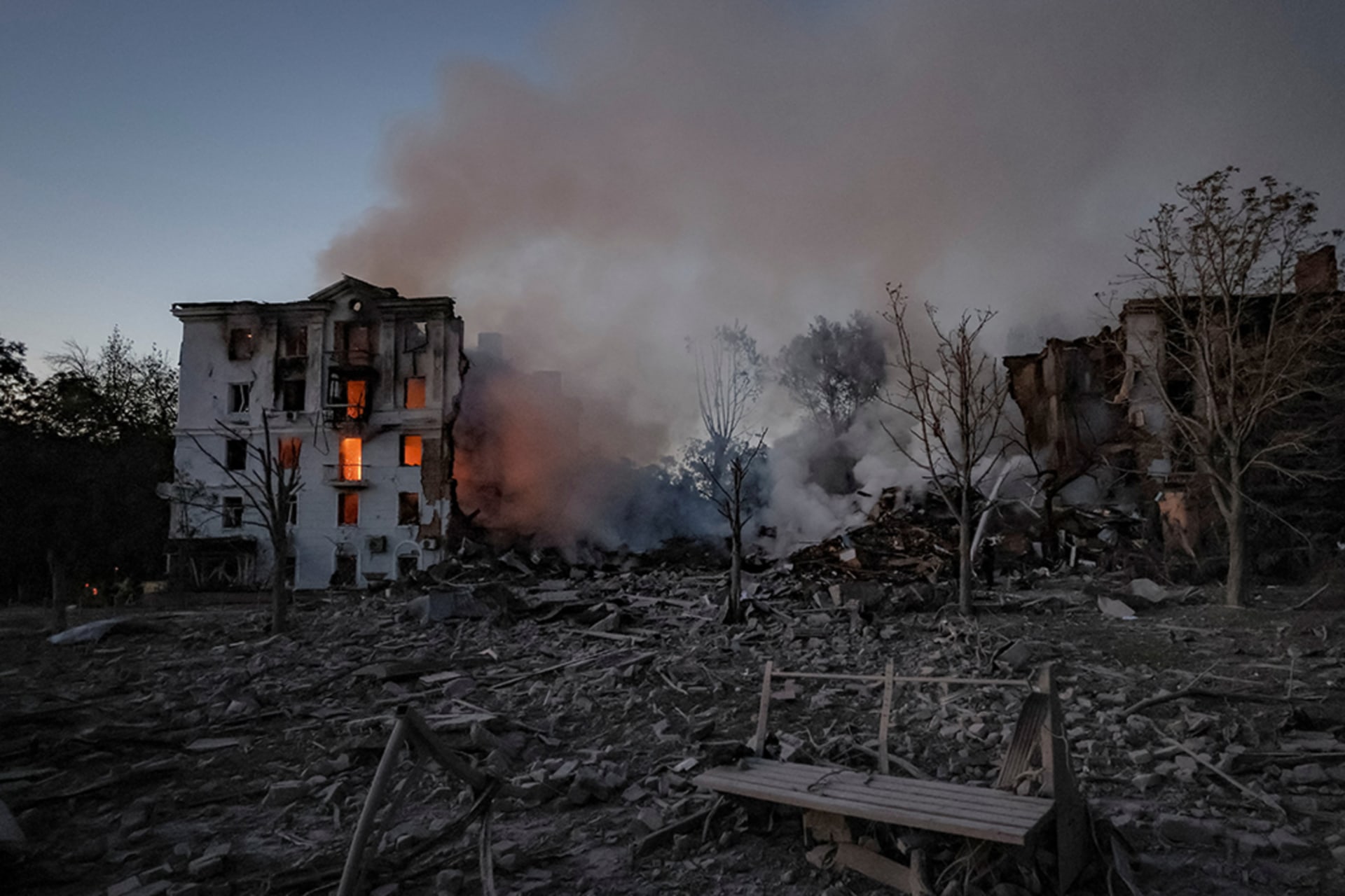 <p>A view shows the site of an apartment building hit by a Russian military strike in Donetsk Region, in the city of Kramatorsk, Ukraine July 31, 2025. </p>
