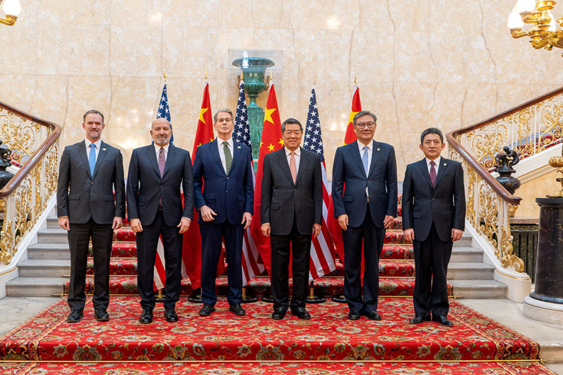 <p>U.S. Treasury Secretary Scott Bessent and Chinese vice premier He Lifeng meet in London, June 9, 2025. </p>
