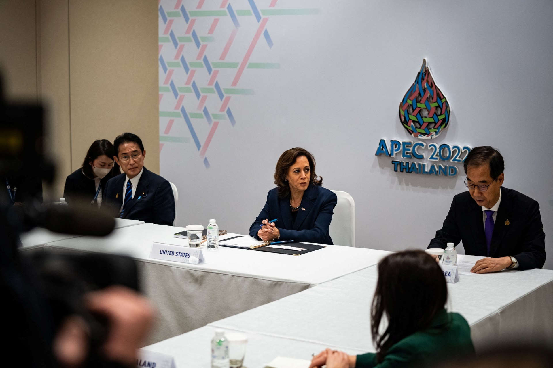 <p>U.S. Vice President Kamala Harris, holds a meeting with Prime Minister Fumio Kishida of Japan, Prime Minister Han Duck-soo of the Republic of Korea, and other leaders at the Asia-Pacific Economic Cooperation (APEC) summit in Thailand on November 18, 2022.</p>
