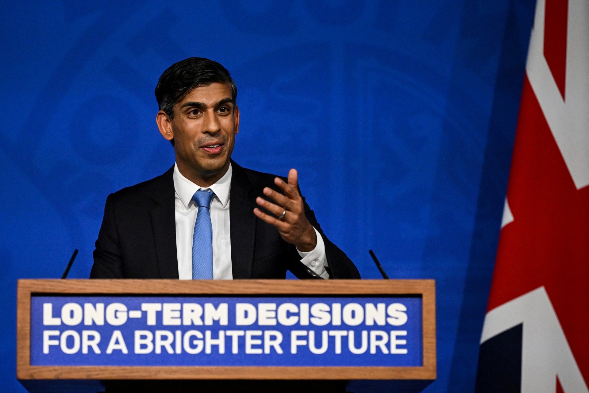 <p>UK Prime Minister Rishi Sunak delivers a speech during a press conference on the net zero target, at the Downing Street Briefing Room in central Londonon September 20, 2023.</p>