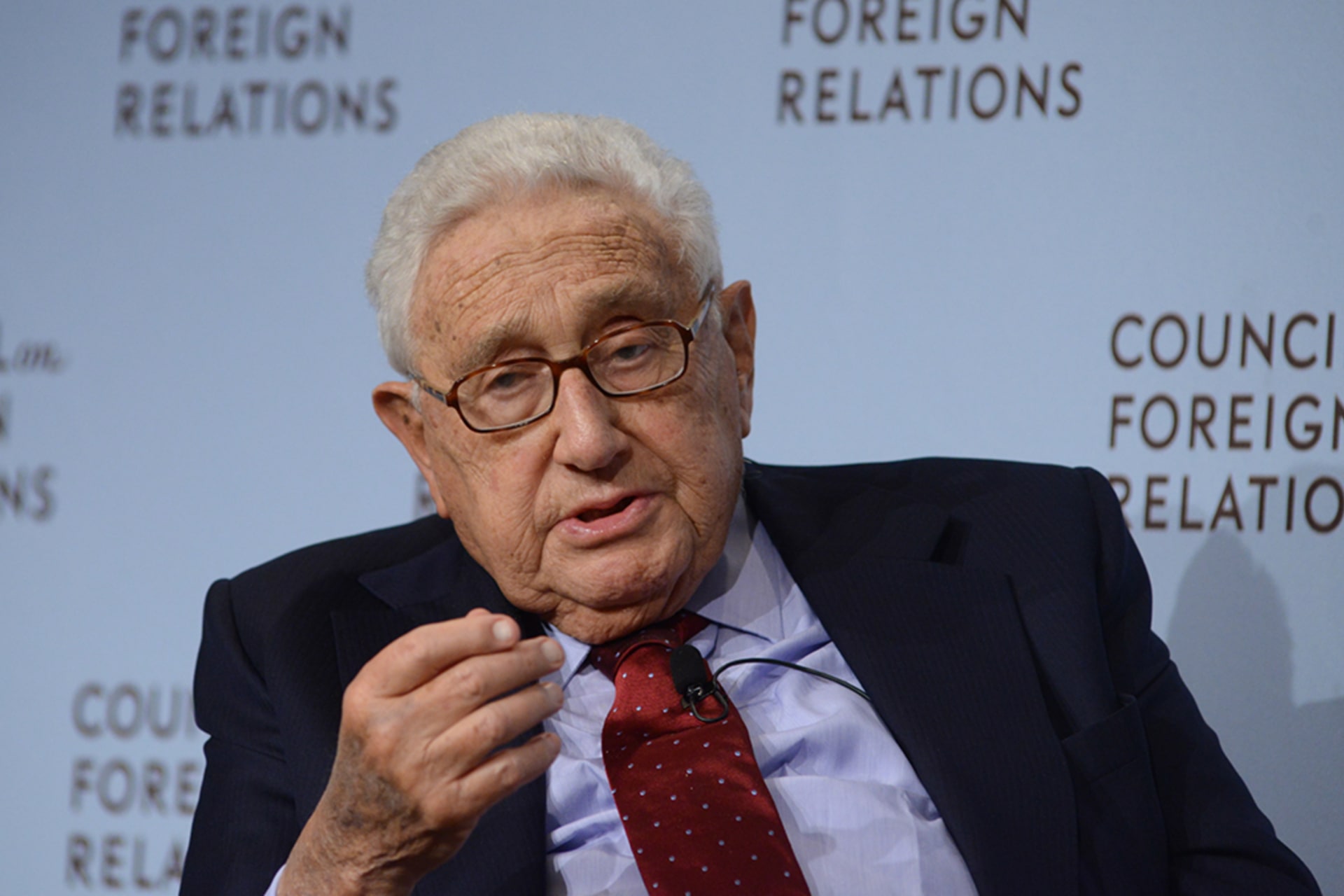 <p>Henry Kissinger addresses the audience at the 2013 CFR Corporate Conference.</p>
