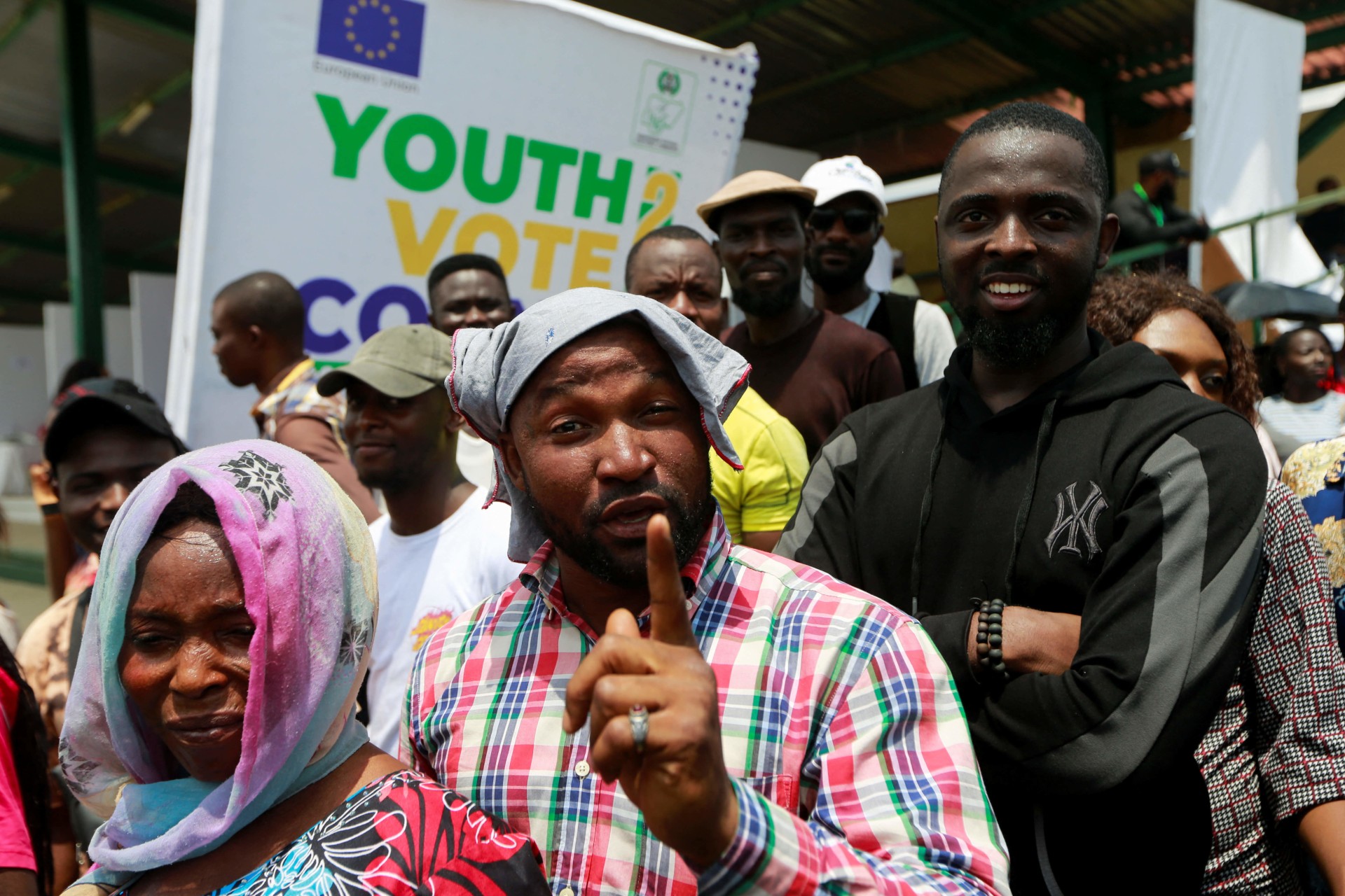 <p>People wait to get registered during the INEC voters registration exercise in Abuja, Nigeria on June 23, 2022.</p>
