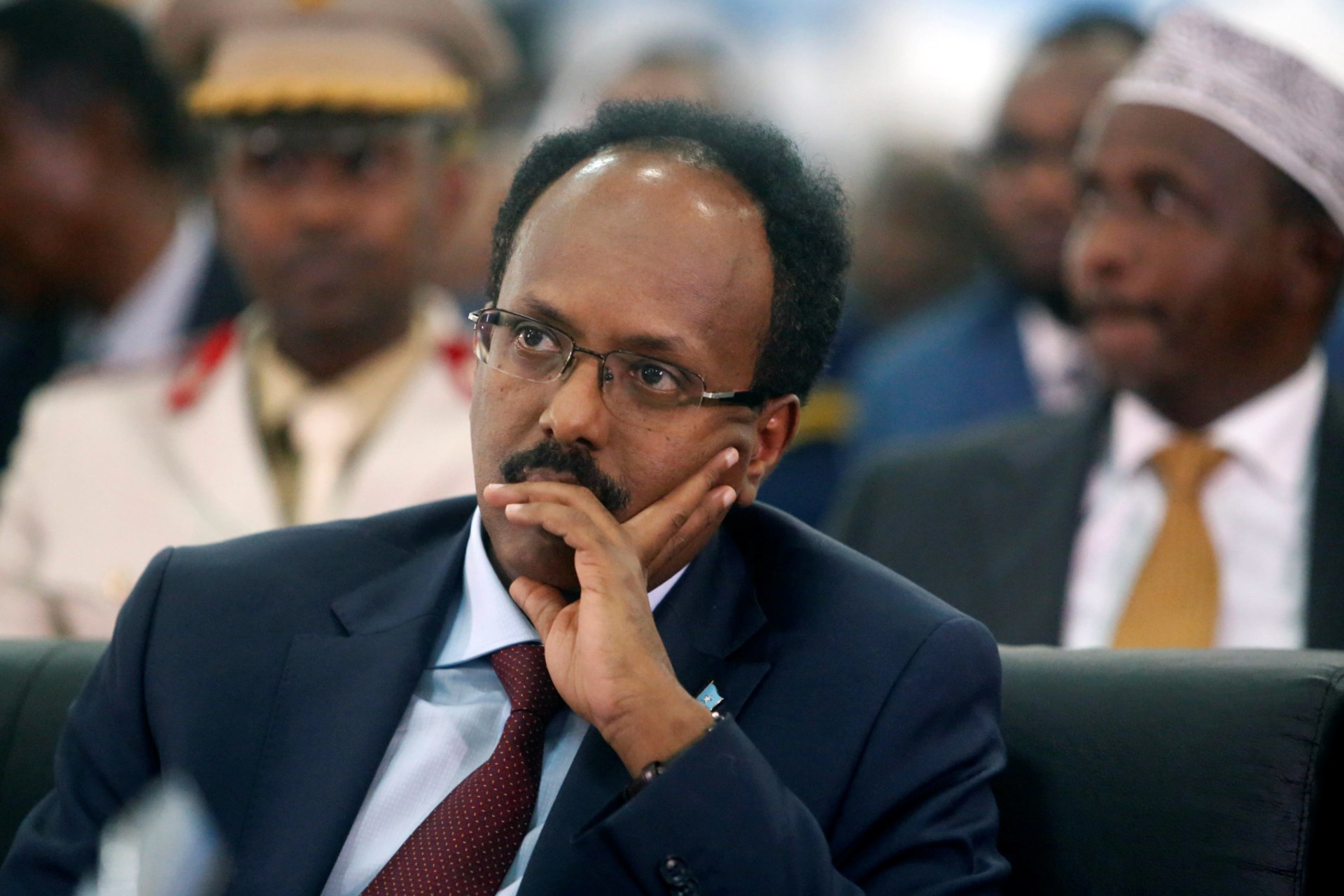 <p>Somali President Mohamed Abdullahi Farmaajo attends his inauguration ceremony in Somalia’s capital Mogadishu, February 22, 2017.</p>
