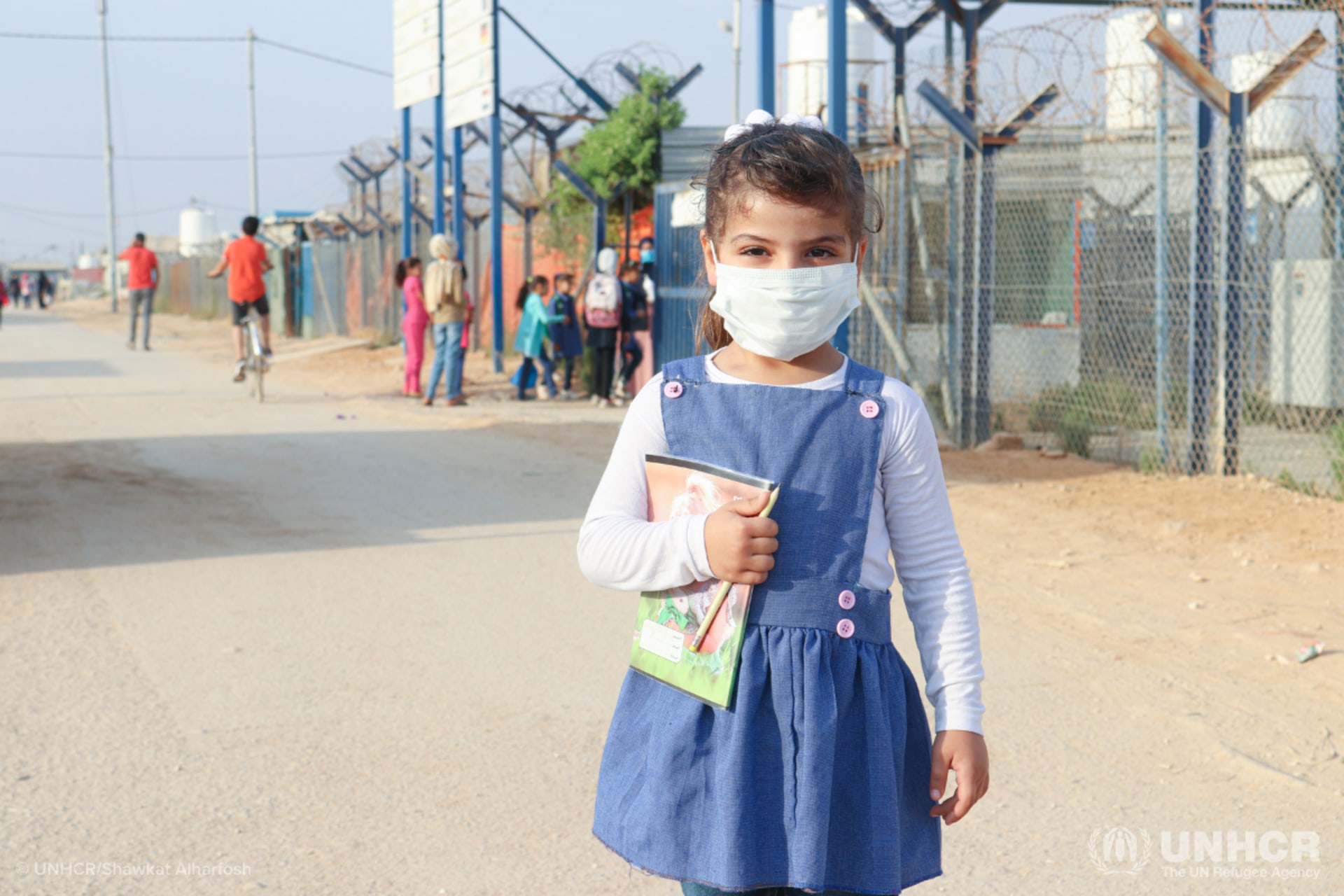 <p>Syrian refugee girl in the Zaatari camp in Jordan, © UNHCR/Shawkat Alharfosh</p>
