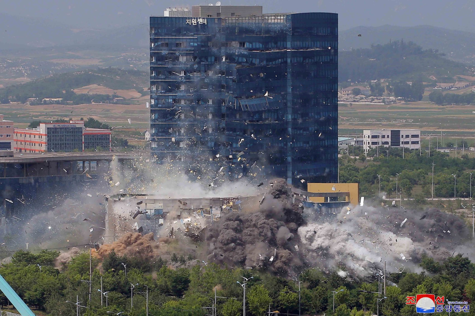 <p>A view of the explosion of North Korea’s joint liaison office with South Korea in the border town of Kaesong, North Korea in this picture supplied by North Korea’s Korean Central News Agency (KCNA) on June 16, 2020. </p>
