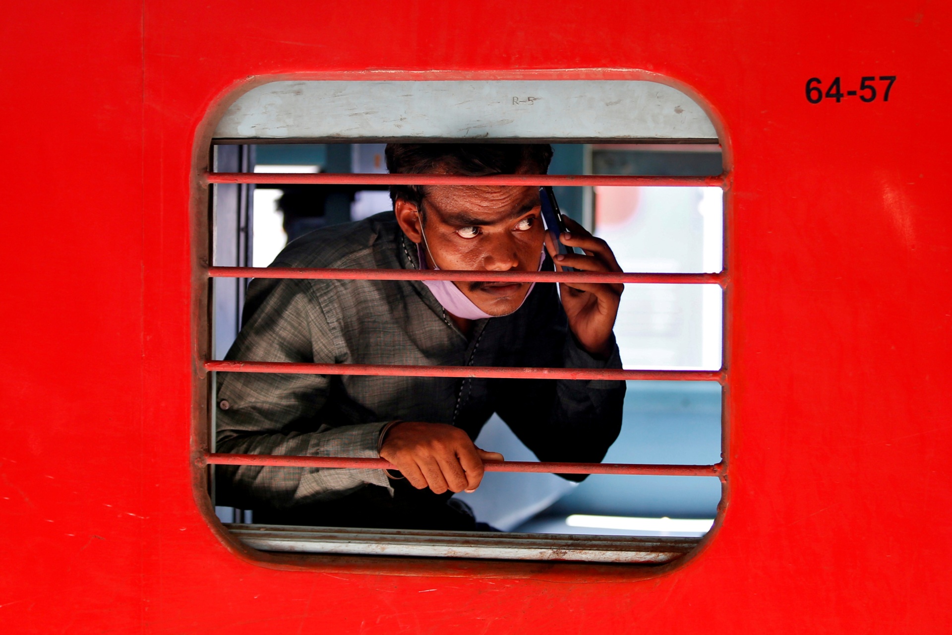 <p>A migrant worker who was stranded due to the coronavirus lockdown in Ahmedabad, India</p>