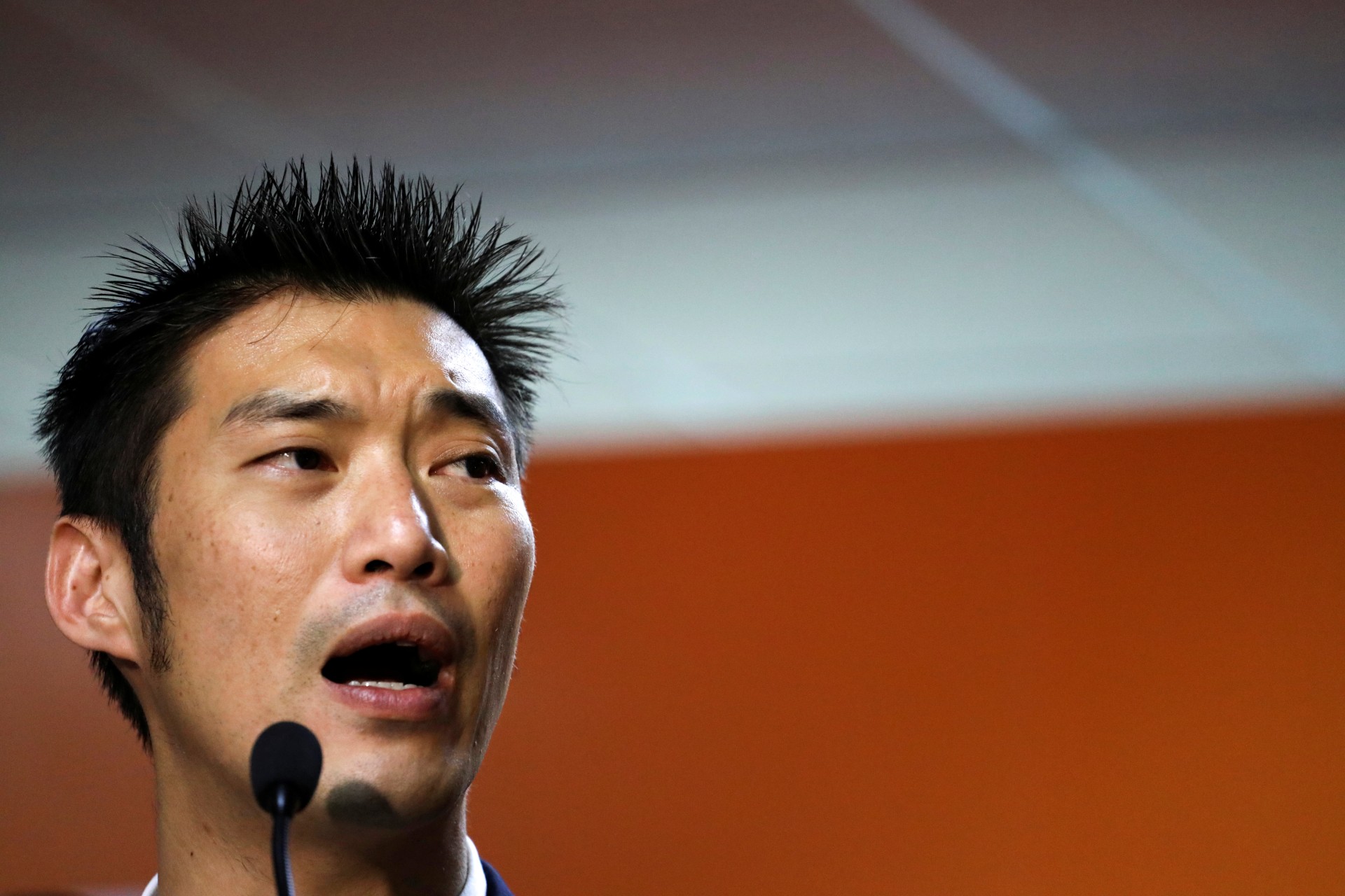 <p>Thailand’s opposition Future Forward Party leader Thanathorn Juangroongruangkit speaks to his party supporters during a news conference at the party’s headquarters in Bangkok, Thailand on January 21, 2020.</p>
