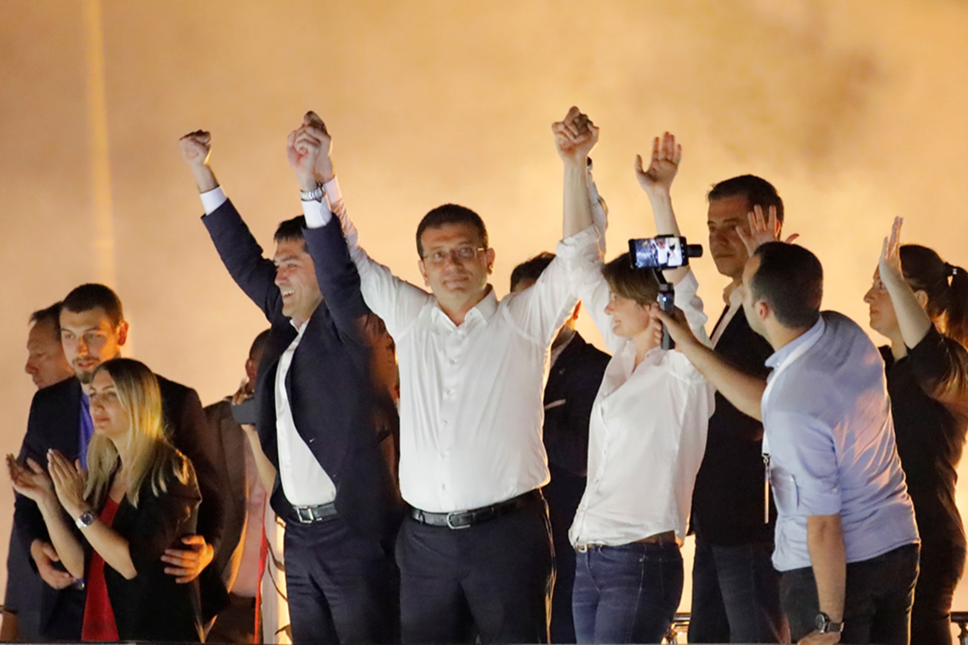 <p>Ekrem Imamoglu, mayoral candidate of Turkey’s main opposition party, greets supporters at a rally in Istanbul.</p>