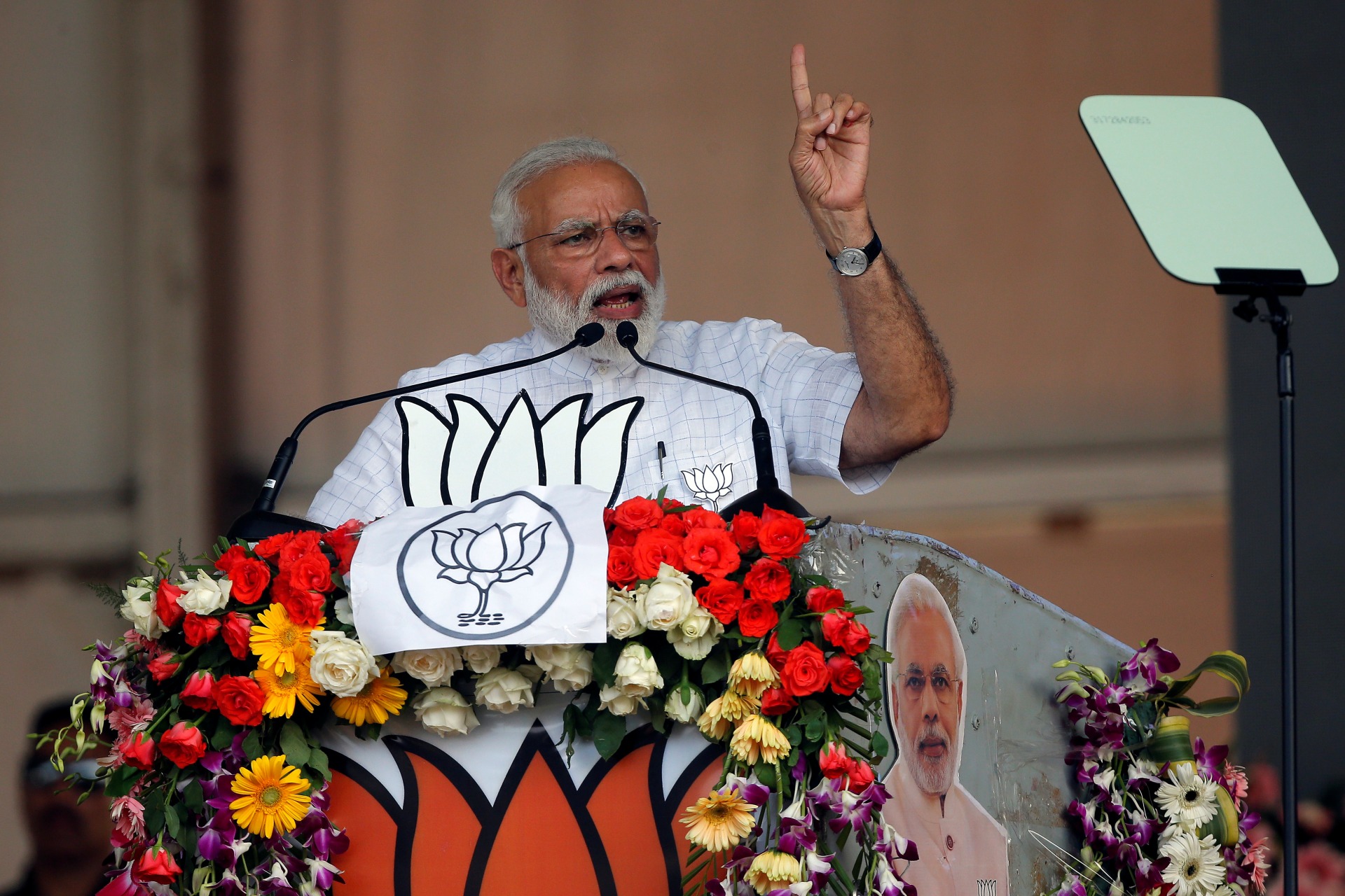 <p>India’s Prime Minister Narendra Modi addresses an election campaign rally in Kolkata, India, April 3, 2019.</p>
