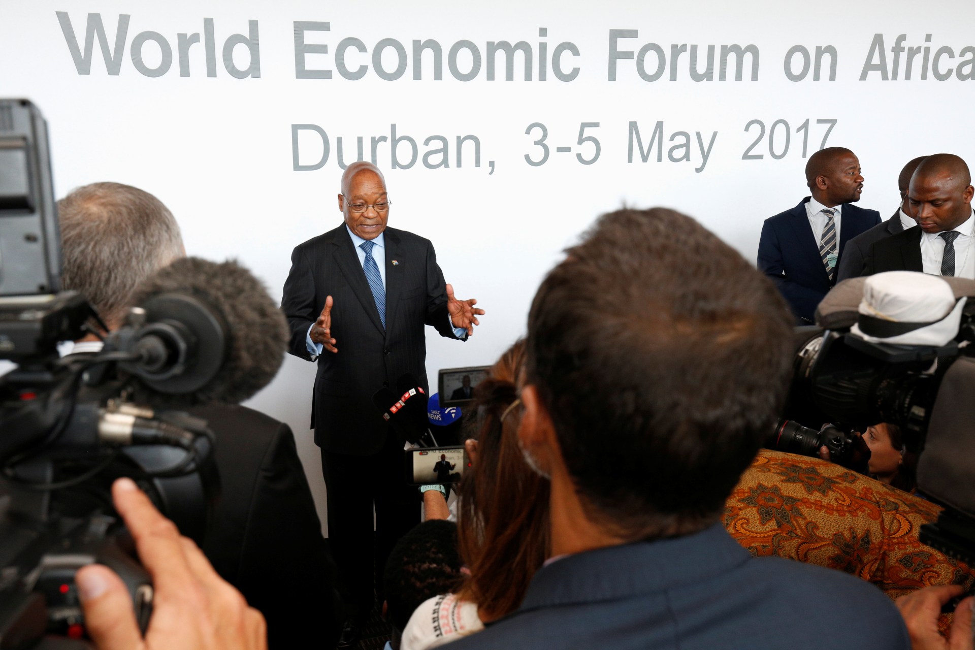 <p>South African President Jacob Zuma speaks to journalists at the World Economic Forum on Africa 2017 meeting in Durban, South Africa, May 3, 2017.</p>