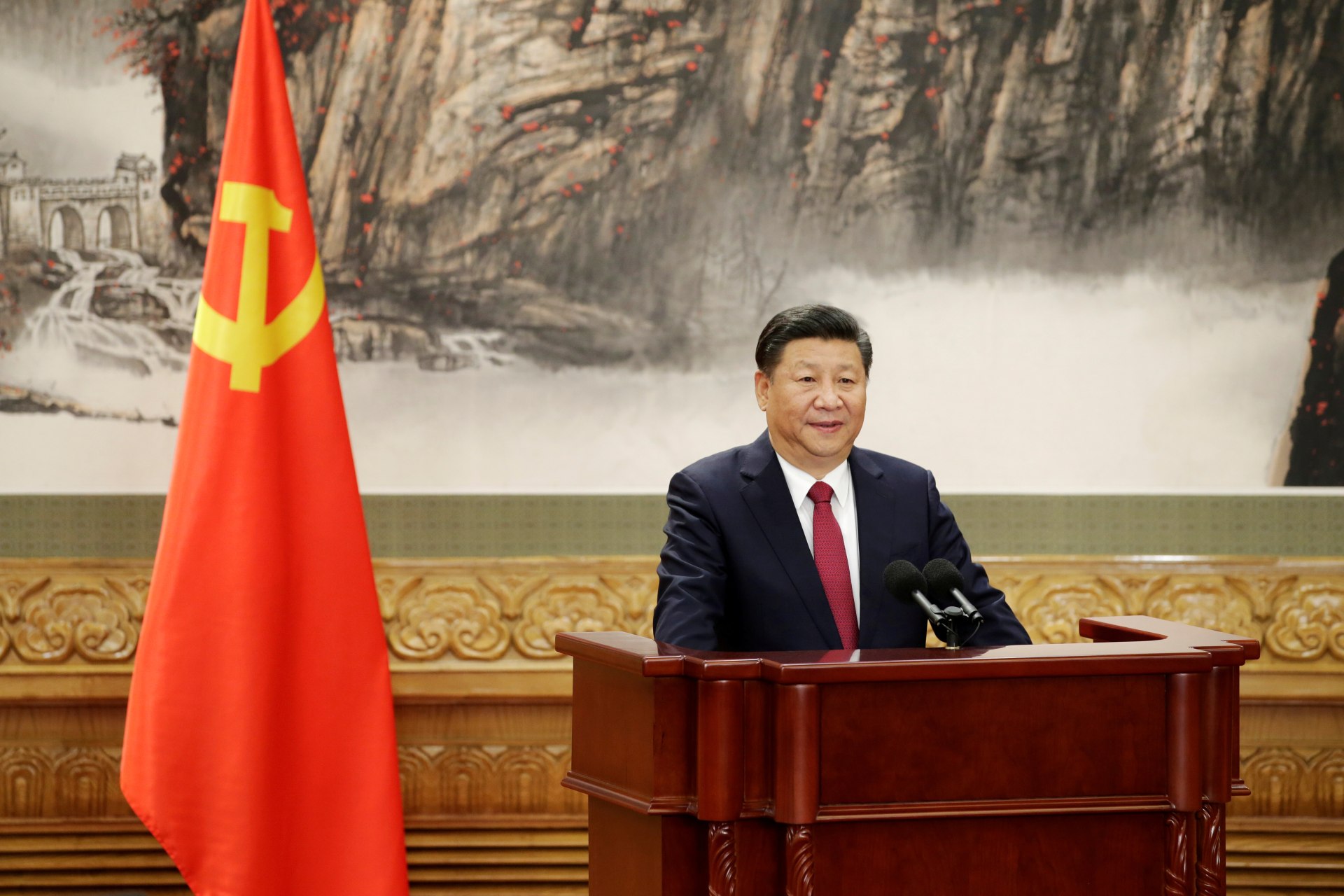 <p>Chinese President Xi Jinping speaks as China’s new Politburo Standing Committee members meet with the press at the Great Hall of the People in Beijing, China October 25, 2017. </p>
