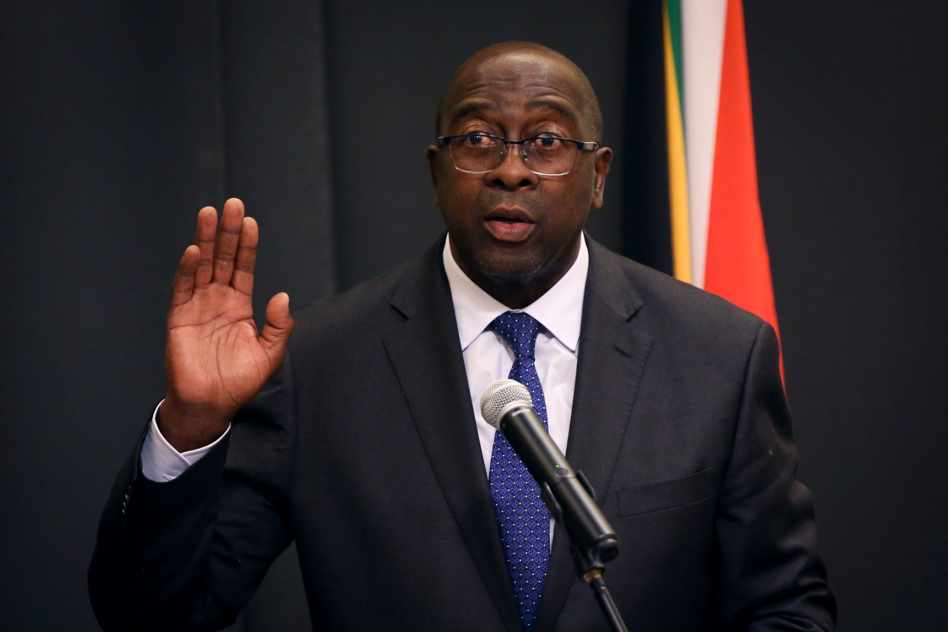 <p>Nhlanhla Nene is sworn in as Minister of Finance in Cape Town, South Africa, February 27, 2018. </p>
