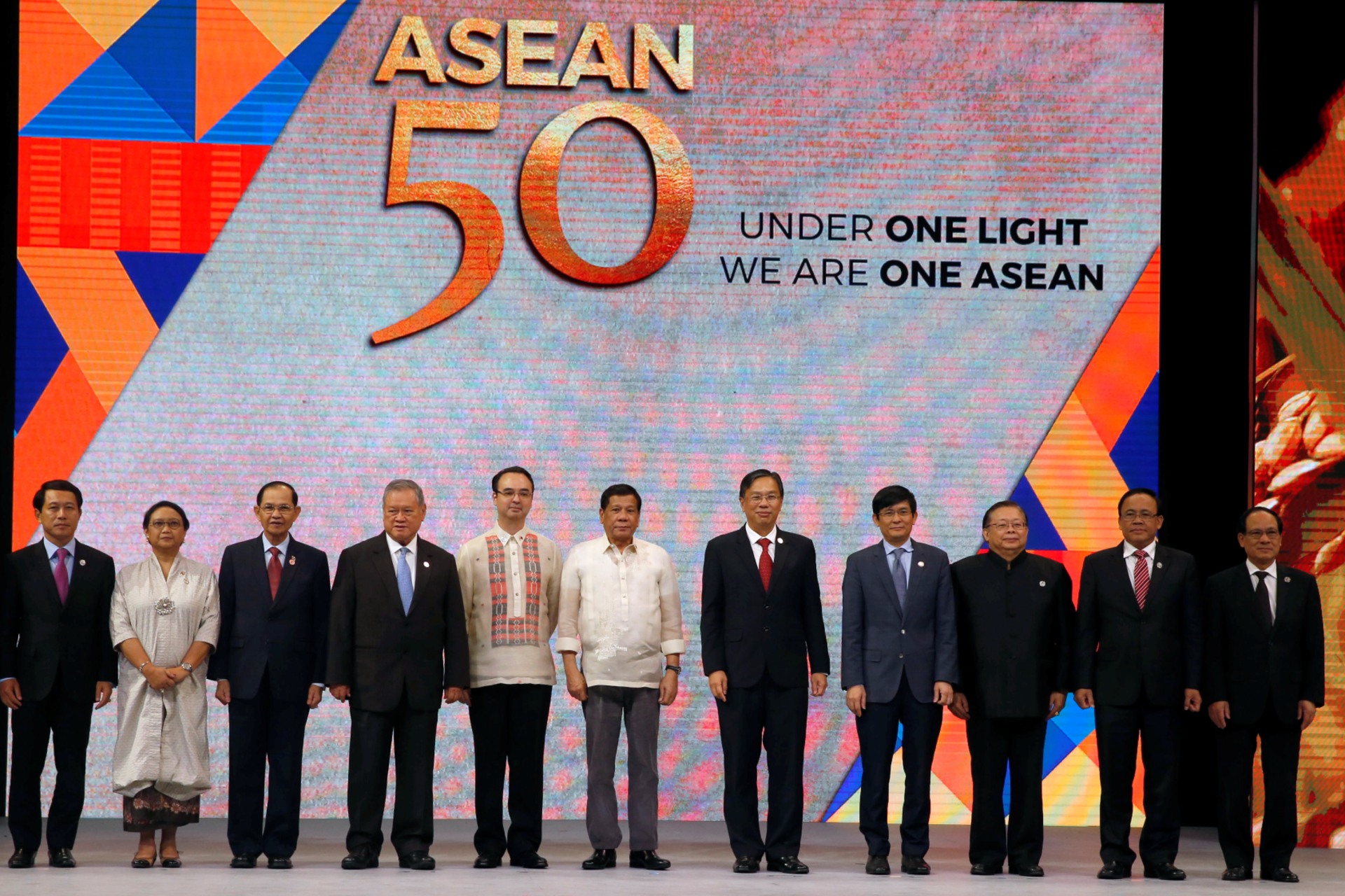 <p>ASEAN Foreign Ministers during the closing ceremony of the 50th Association of Southeast Asia Nations (ASEAN) Regional Forum (ARF) summit in Manila.</p>
