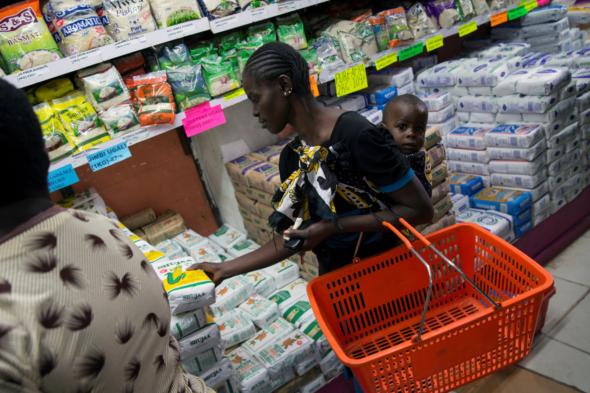 <p>Packets of maize flour subsidized by government in Nairobi, Kenya May 24, 2017. Over three million Kenyans are expected to be “food insecure” by the time voting begins in August.</p>