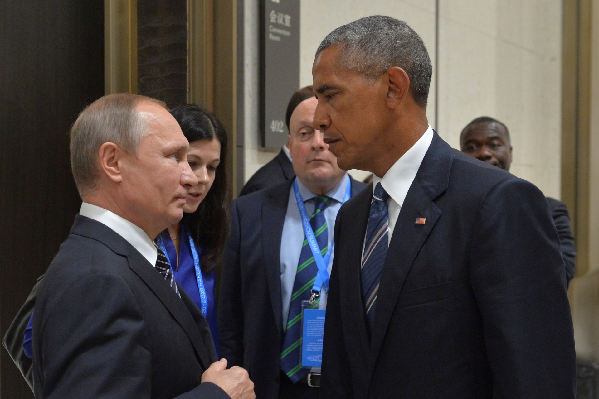 <p>Russian President Vladimir Putin (L) meets with U.S. President Barack Obama on the sidelines of the G20 Summit in Hangzhou, China, September 5, 2016.</p>
