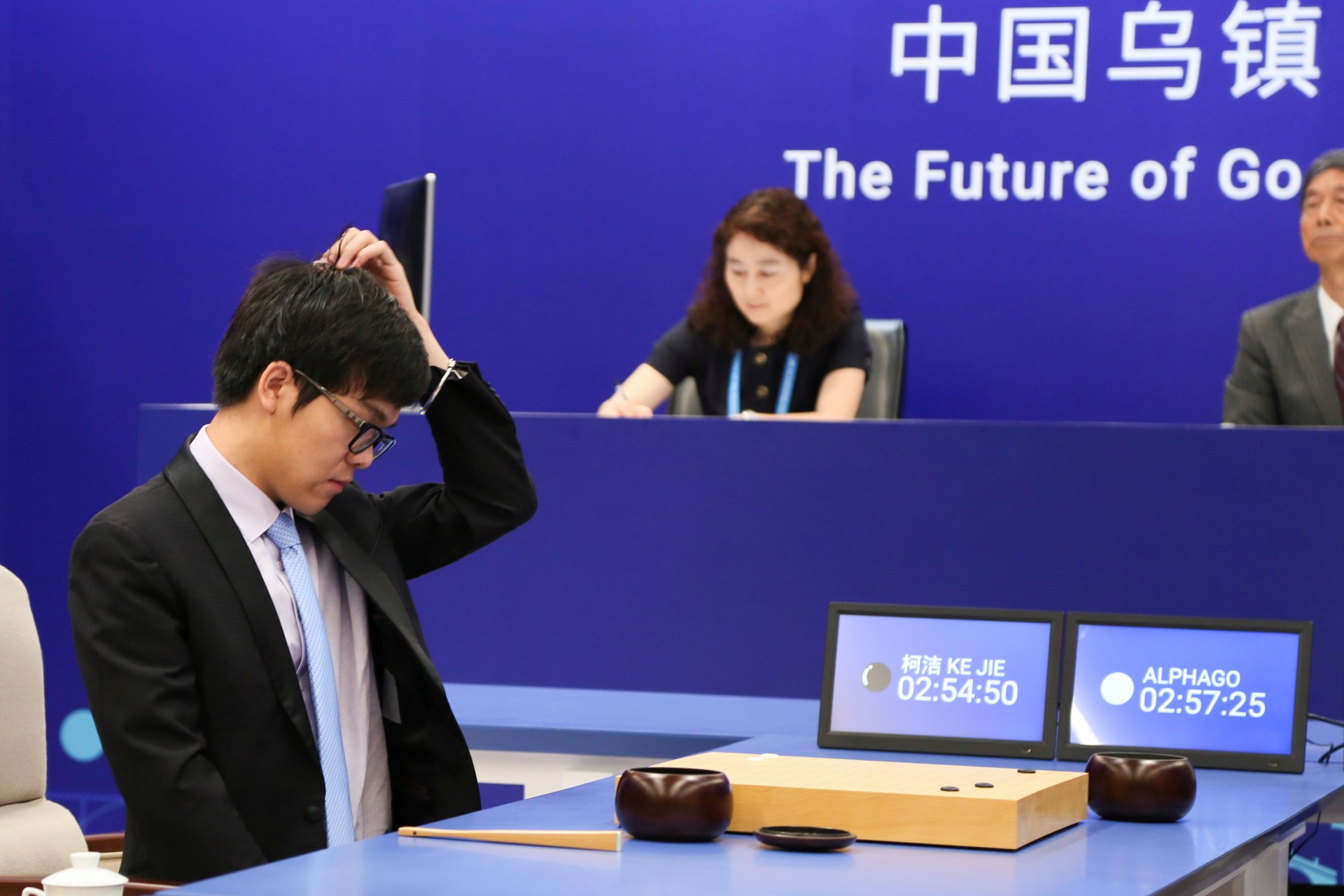 <p>2017Chinese Go player Ke Jie reacts during his first match with Google’s artificial intelligence program AlphaGo at the Future of Go Summit in Wuzhen, Zhejiang province, China May 23, 2017</p>
