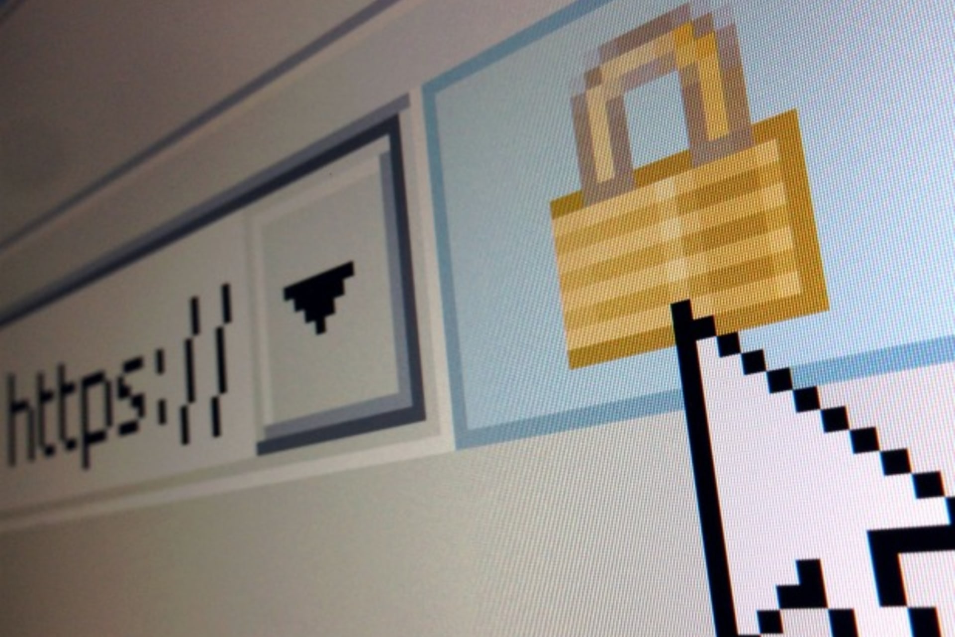 <p>A lock icon, signifying an encrypted Internet connection, is seen on an Internet Explorer browser in a photo illustration in Paris April 15, 2014. </p>