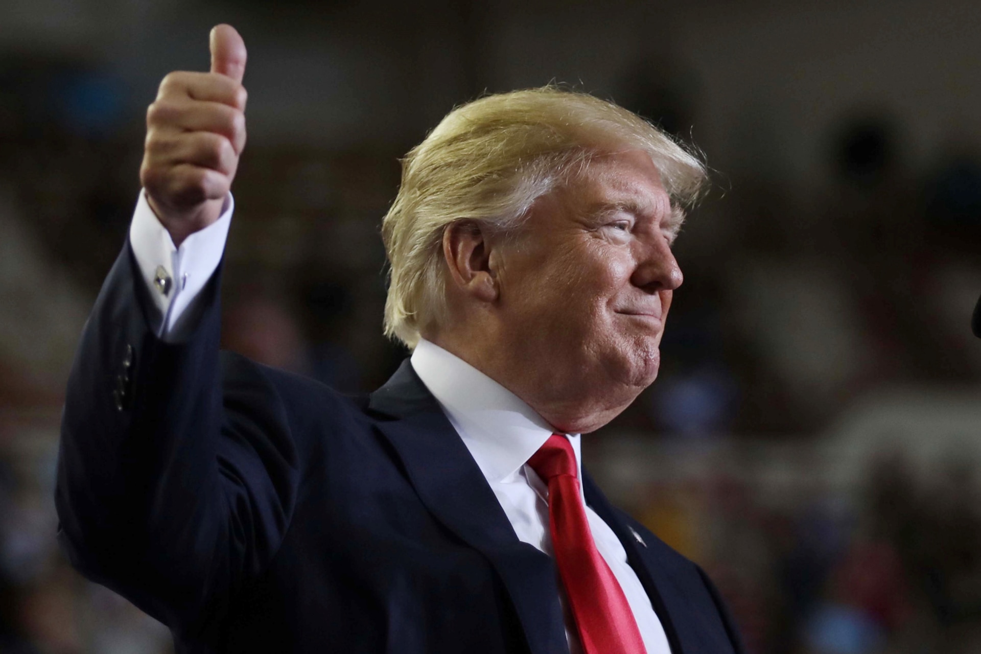 <p>U.S. President Donald Trump leads a rally marking his first 100 days in office in Harrisburg, Pennsylvania, on April 29, 2017.</p>
