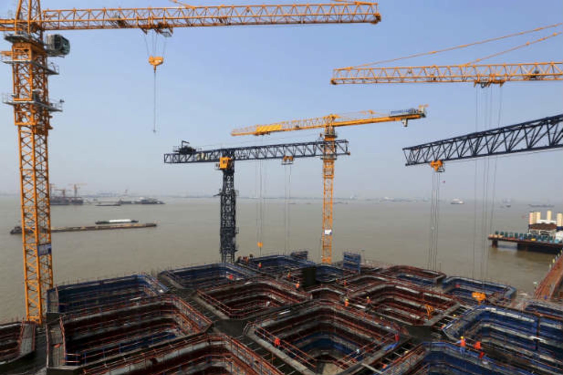 China-Construction-20151123