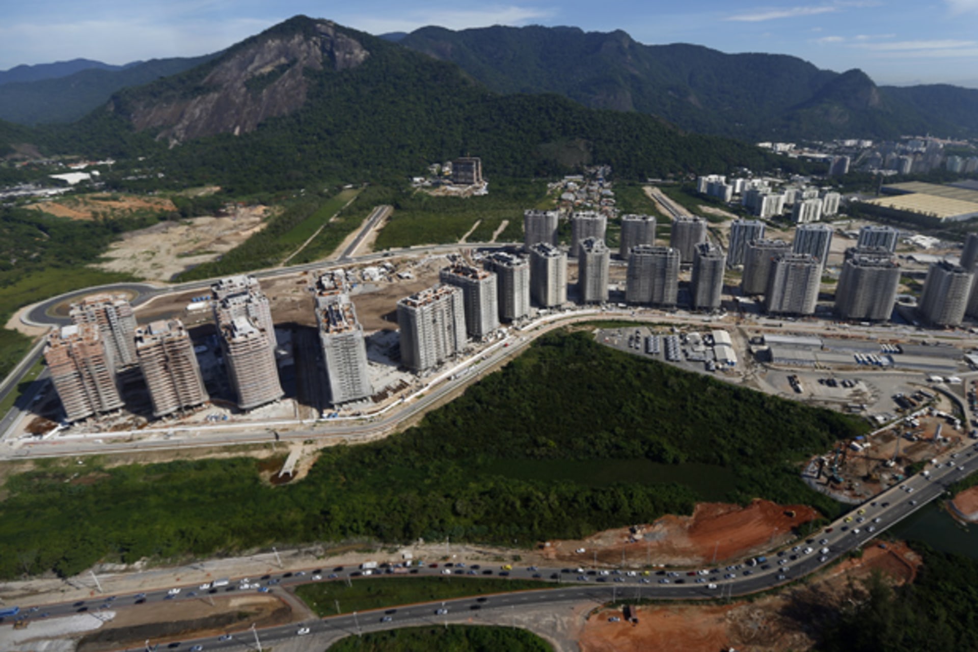 <p>Brazil, Infrastructure, Dilma Rousseff, Programa de Investimentos em Logística (PIL), 2016 Olympics, BNDES</p>
