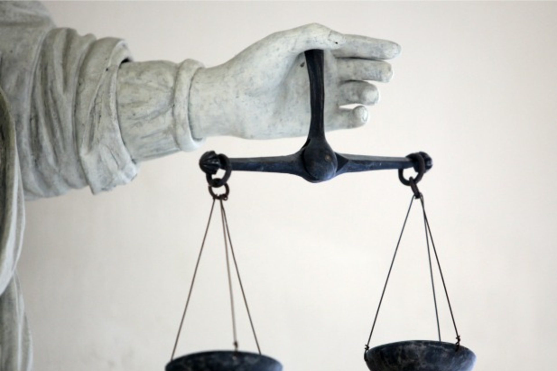 <p>The Scales of Justice, France, 2009 (Courtesy Reuters/Stephane Mahe).</p>