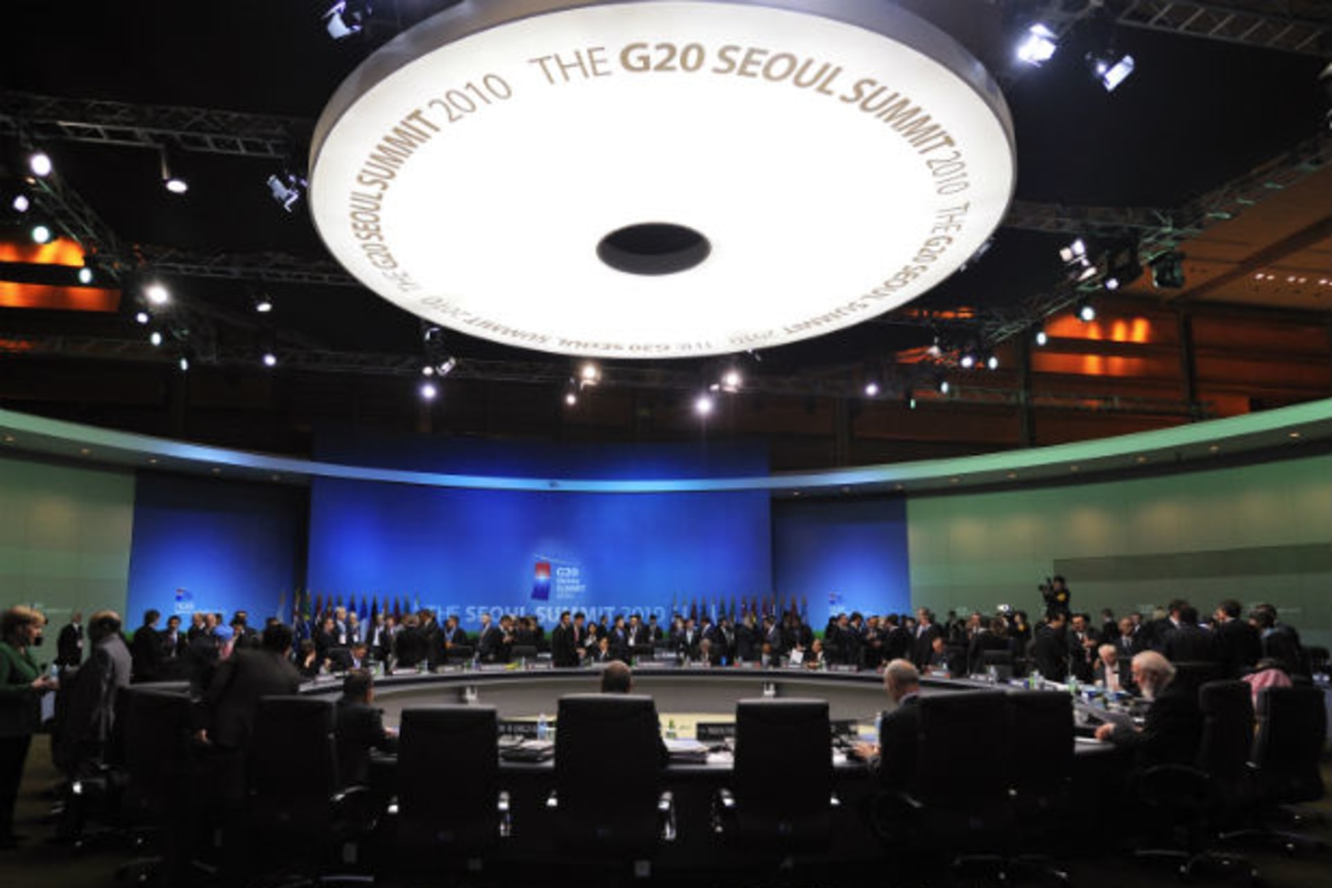 <p>A general view of the opening plenary session of the G20 Summit in Seoul on November 12, 2010 (Eric Feferberg/Courtesy Reuters).</p>
