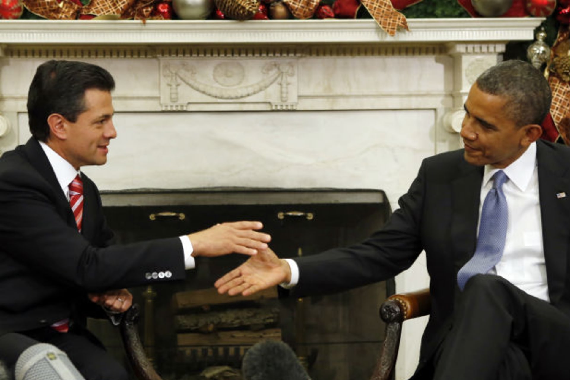 <p>U.S. President Obama meets with Mexico’s President-elect Nieto in the Oval Office of the White House in Washington (Kevin Lamarque/Courtesy Reuters).</p>
