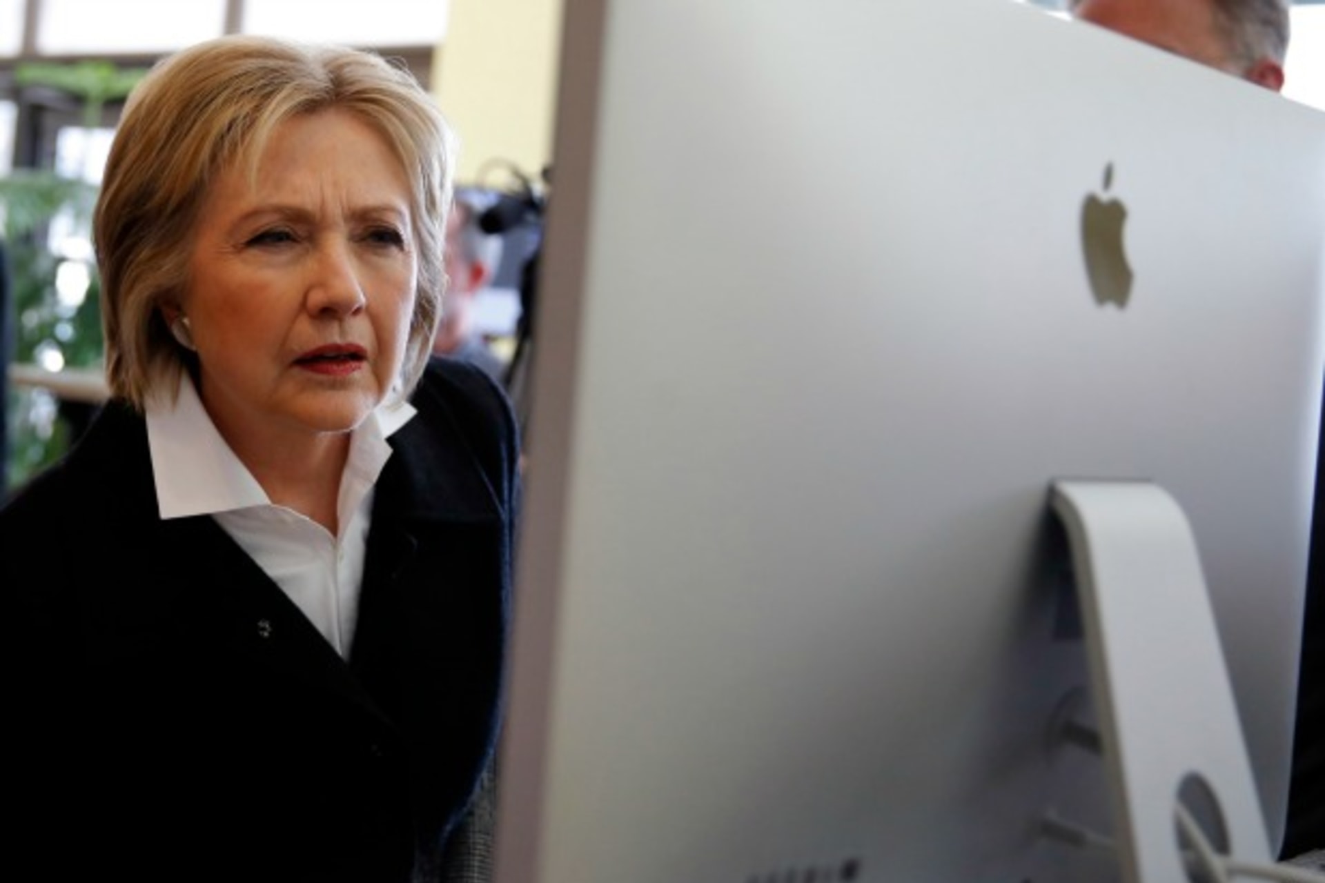 <p>Cyber Net Politics CFR</p>