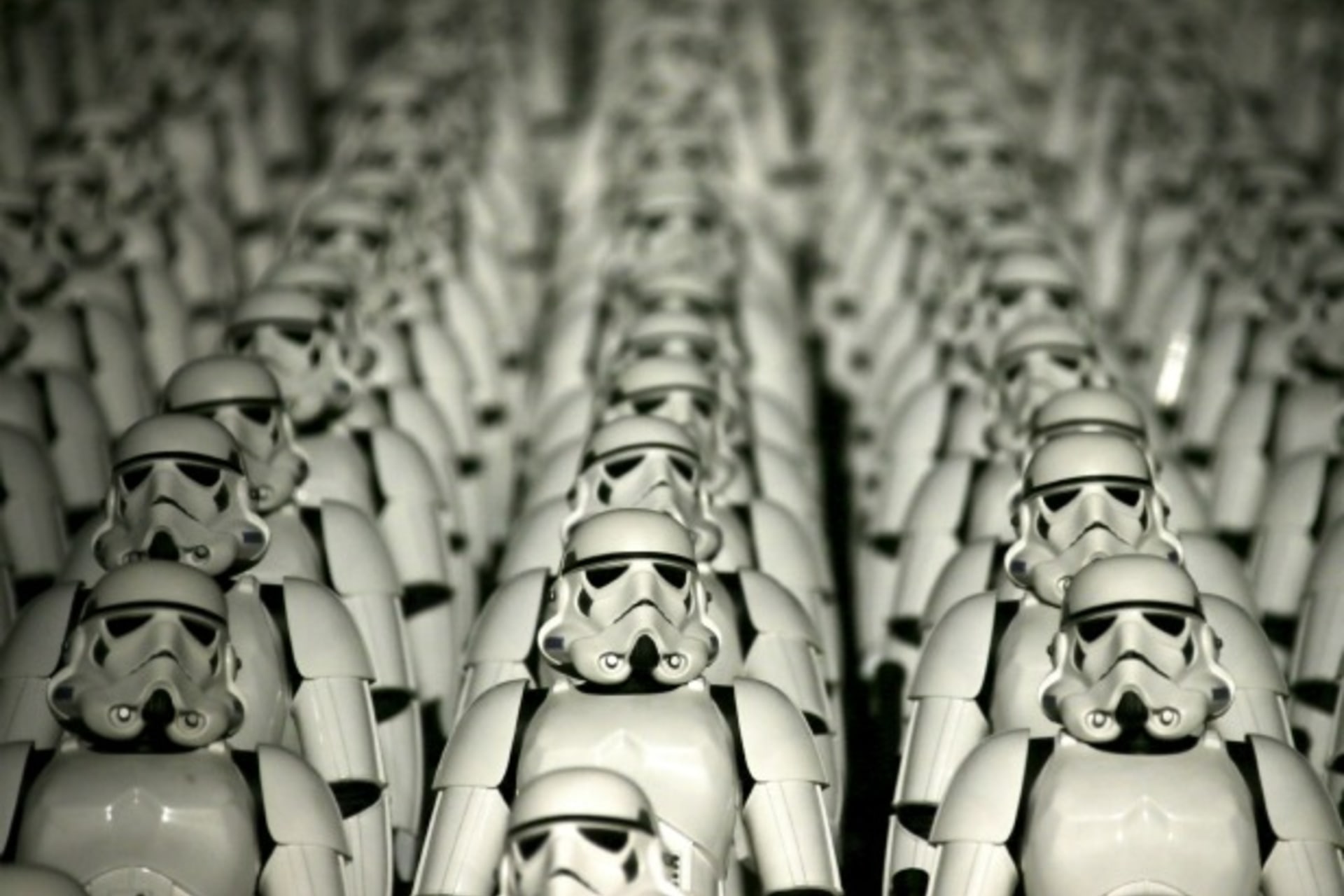 <p>Cyber Net Politics CFR</p>
