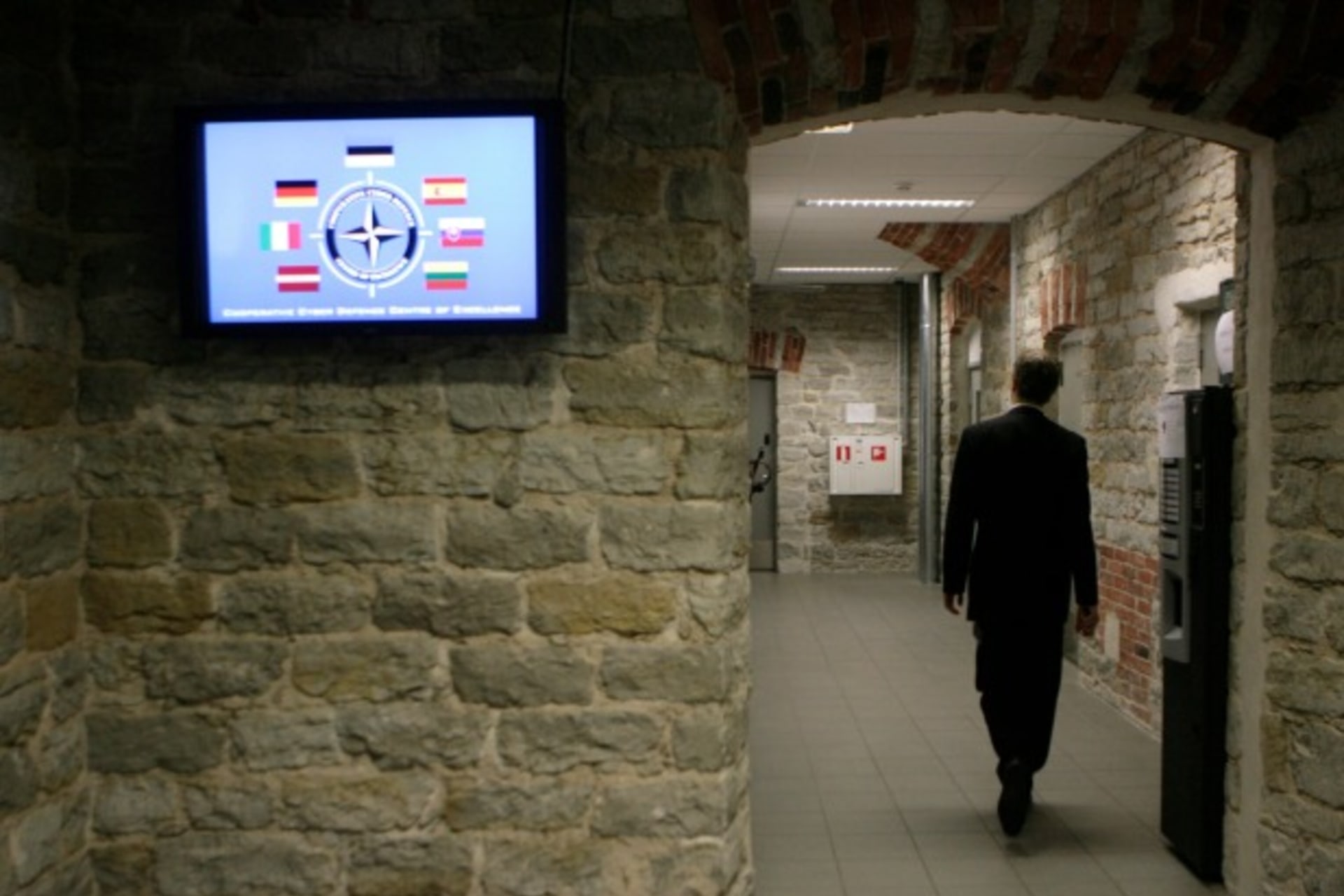 <p>NATO CCDCOE Net Politics CFR Cyber</p>
