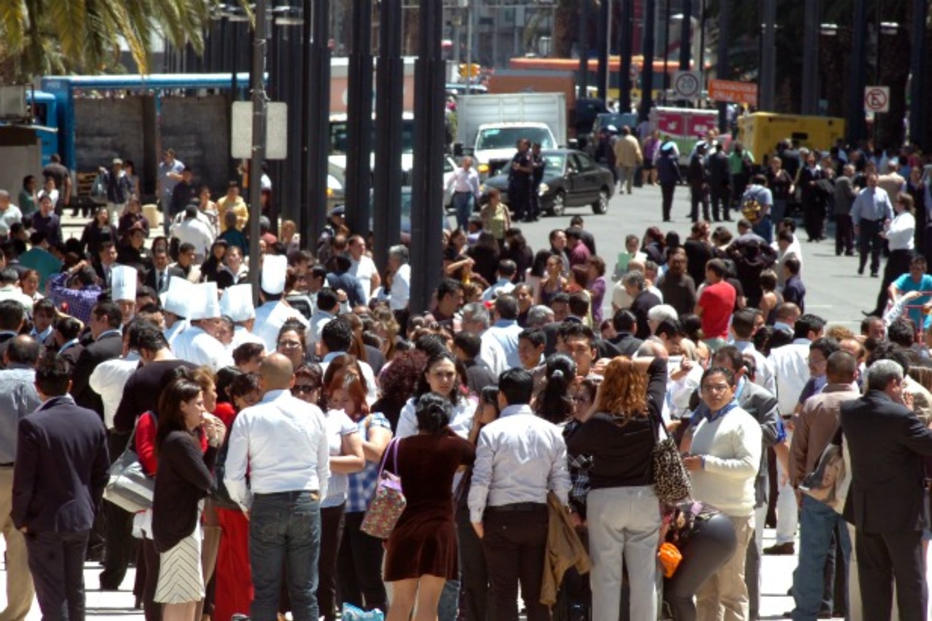 <p>Residents are evacuated from a building following an earthquake, in Mexico City March 20, 2012. The U.S. Geological Survey said the quake was 7.6 on the Richter scale and located the epicenter of the quake at Oaxaca State (Stringer/ Courtesy Reuters).</p>
