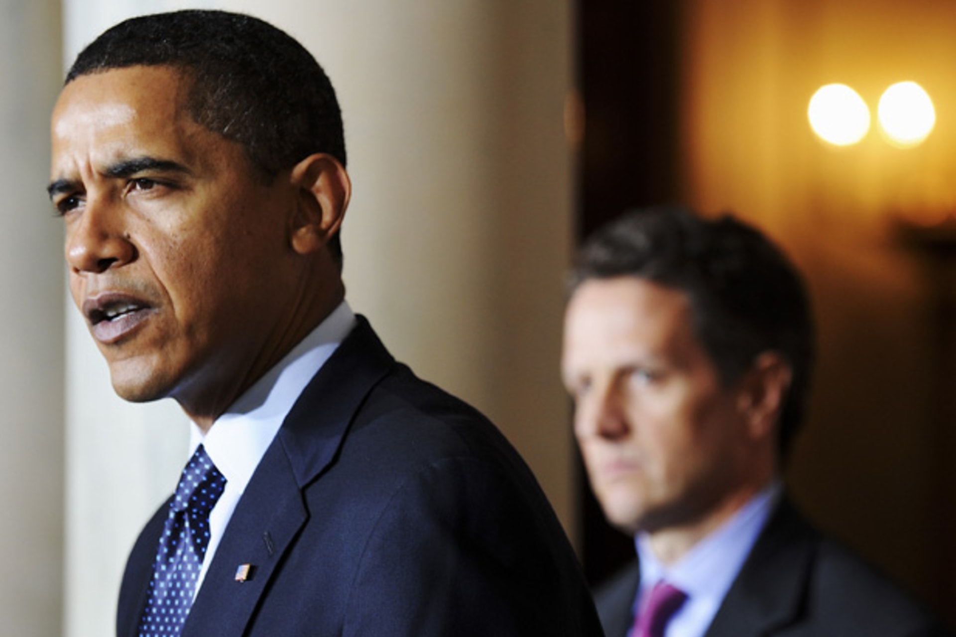 <p>President Obama and Treasury Secretary Geithner deliver remarks about executive compensation at the White House in February 2009 (Jonathan Ernst/Courtesy Reuters).</p>