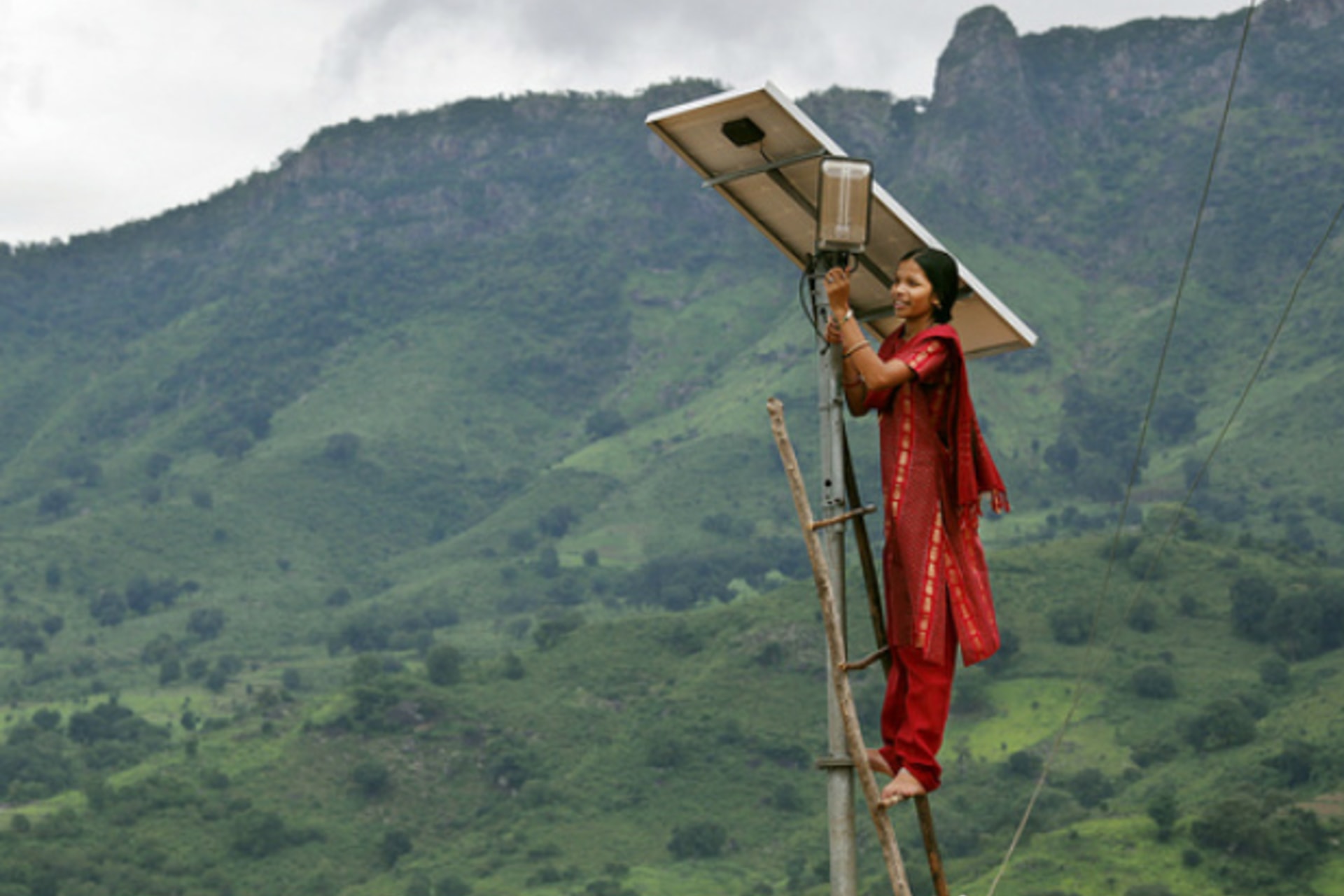 india-solar-12082015