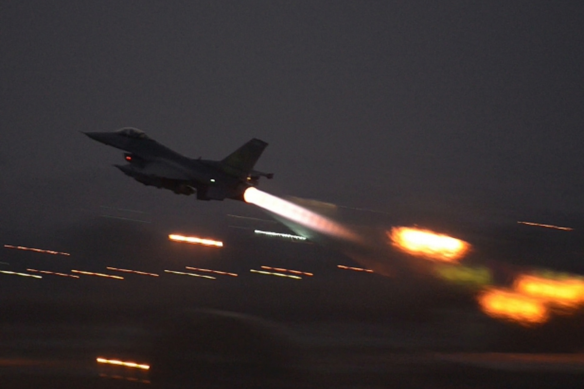 F16 at Incirlik_edited