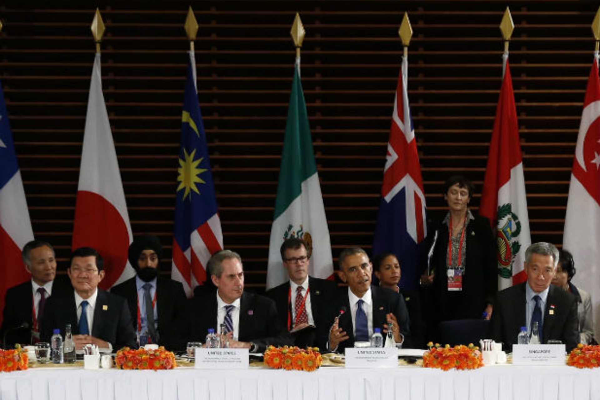 <p>U.S. President Barack Obama meets with the leaders of the Trans-Pacific Partnership (TPP) countries in Beijing, China, on November 10, 2014.</p>