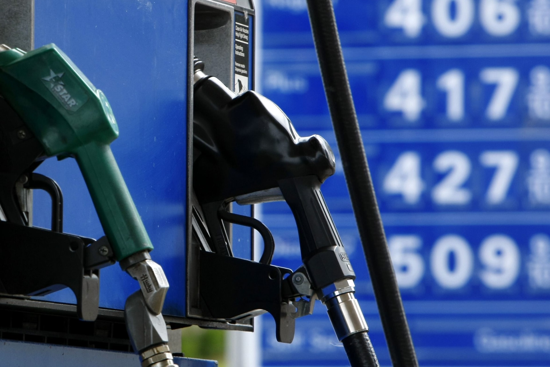 <p>Gasoline pump prices 2015 gas tax</p>
