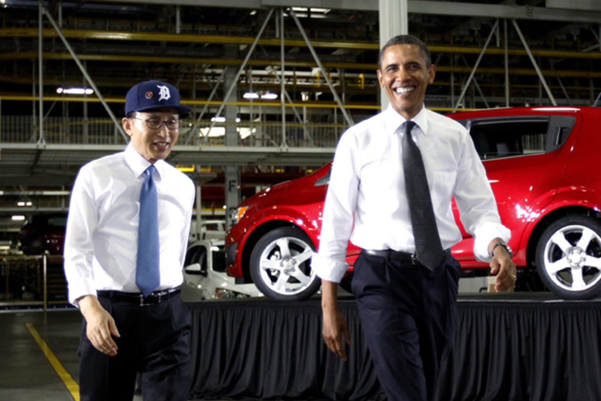 <p>U.S. president Barack Obama and South Korean president Lee Myung-bak tour the General Motors Orion assembly plant in Detroit, …Sonic sub-compact car, a joint venture with GM Korea—following congressional approval of the U.S.-Korea Free Trade Agreement</p>