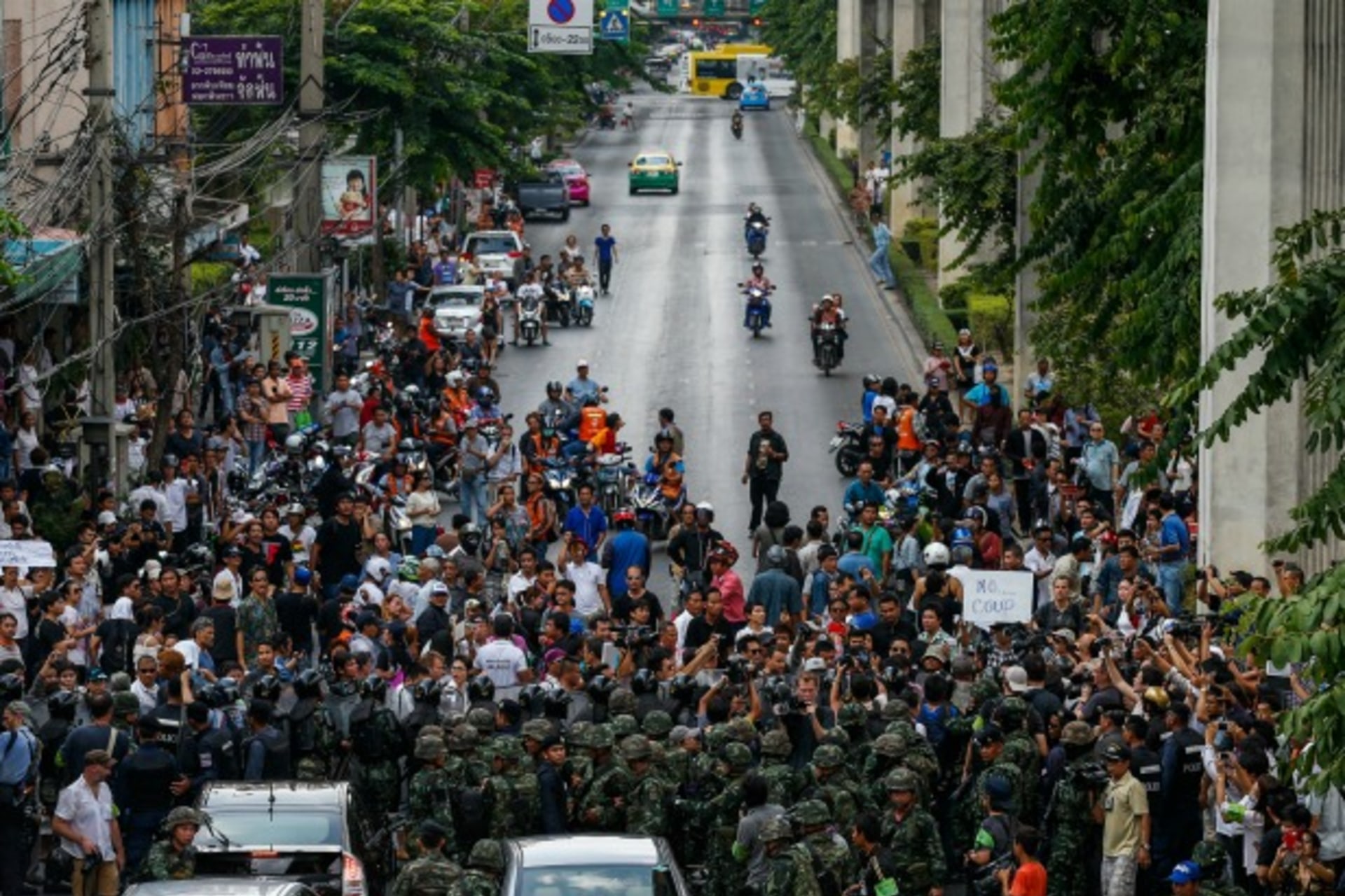 <p>thai-coup-demonstration</p>
