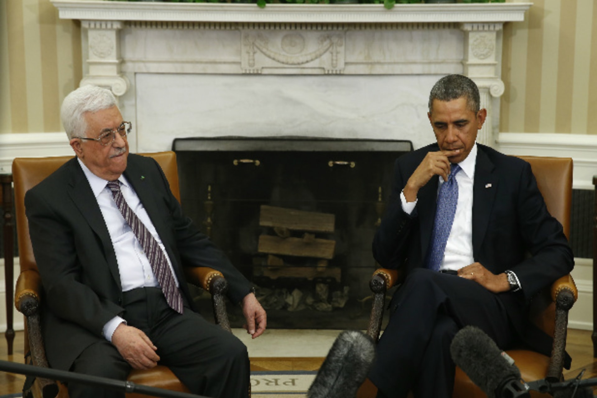 U.S. president Barack Obama meets with Palestinian Authority president Mahmoud Abbas at the White House in Washington March 17, 2014 (Lamarque/Courtesy Reuters).
